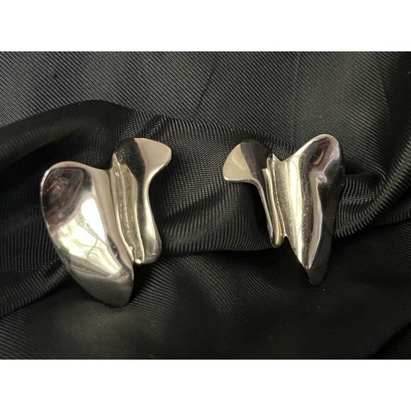 Vintage Accessocraft NYC Clip Earrings Modernist Style Clip Earrings 1"x1" - Picture 6 of 10